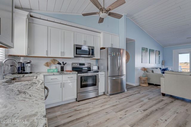 1208 N New River Drive, Holly Ridge, NC 28445