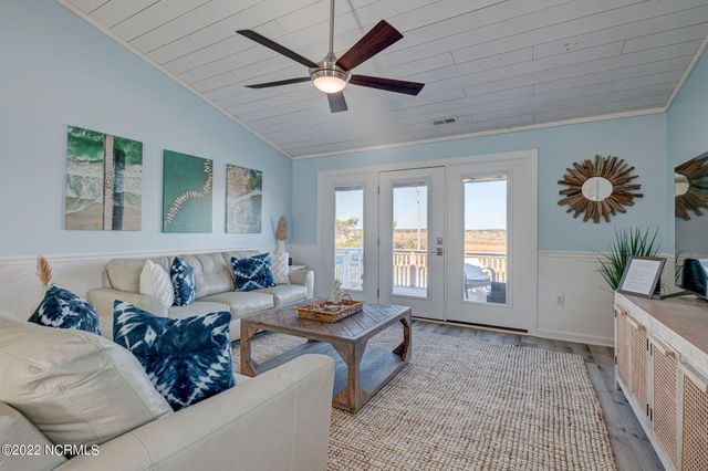 1208 N New River Drive, Holly Ridge, NC 28445