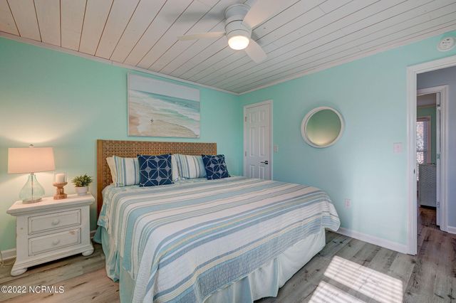 1208 N New River Drive, Holly Ridge, NC 28445