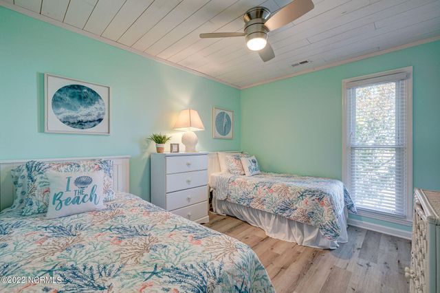 1208 N New River Drive, Holly Ridge, NC 28445