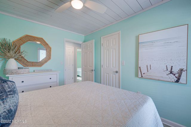 1208 N New River Drive, Holly Ridge, NC 28445