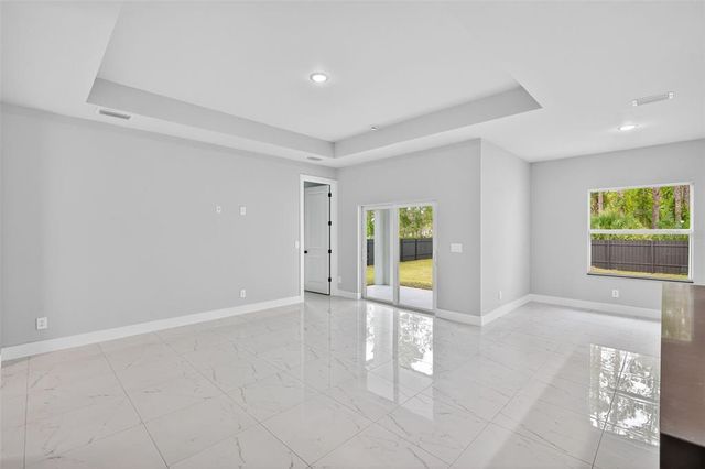 2810 39TH STREET W, Lehigh Acres, FL 33971