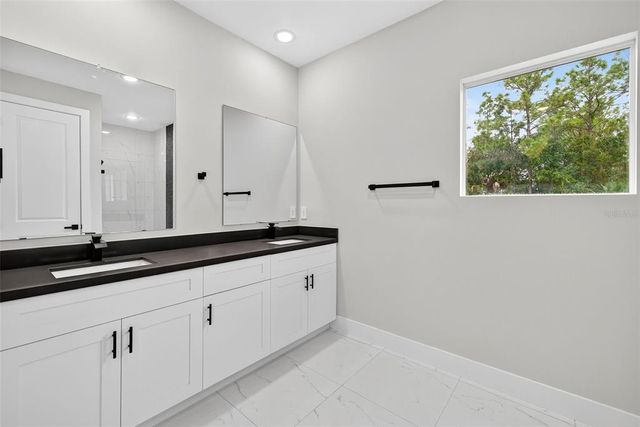 2810 39TH STREET W, Lehigh Acres, FL 33971