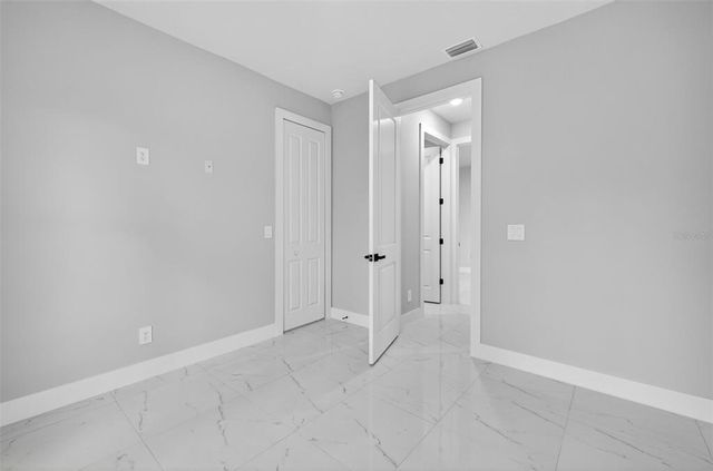 2810 39TH STREET W, Lehigh Acres, FL 33971