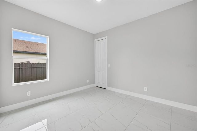 2810 39TH STREET W, Lehigh Acres, FL 33971