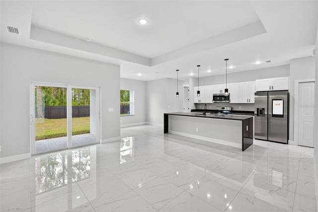 2810 39TH STREET W, Lehigh Acres, FL 33971