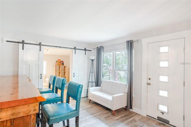 4105 W BAY AVENUE, Tampa, FL 33616