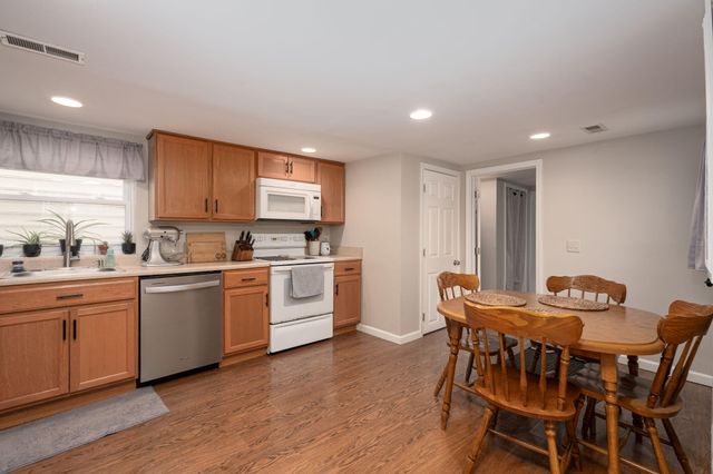 276 E Gates Street, Romeo, MI 48065