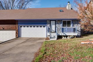 4445 S Robberson Avenue, Springfield, MO 65810