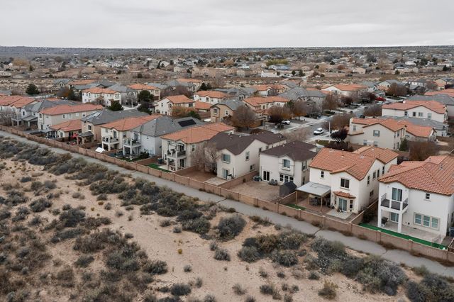 3604 Clear Creek Road NE, Rio Rancho, NM 87144