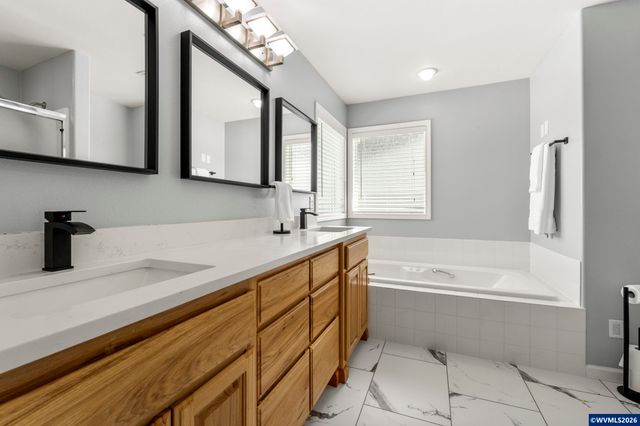 1224 Silas Ct NW, Salem, OR 97304