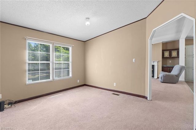 199 Sable Lane, Thomasville, NC 27360
