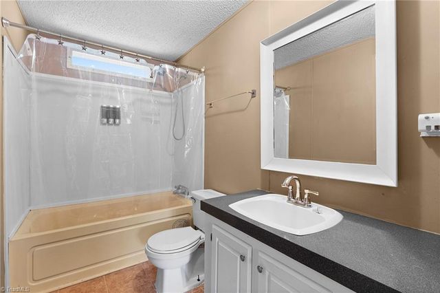 199 Sable Lane, Thomasville, NC 27360