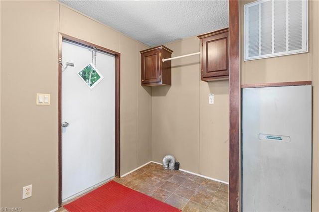 199 Sable Lane, Thomasville, NC 27360