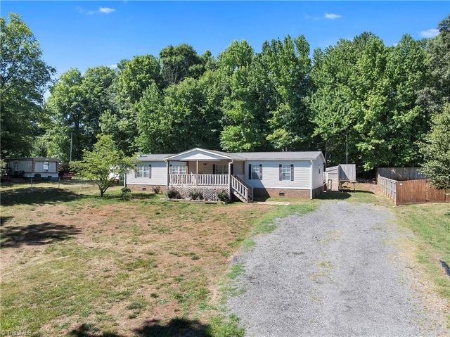 199 Sable Lane, Thomasville, NC 27360