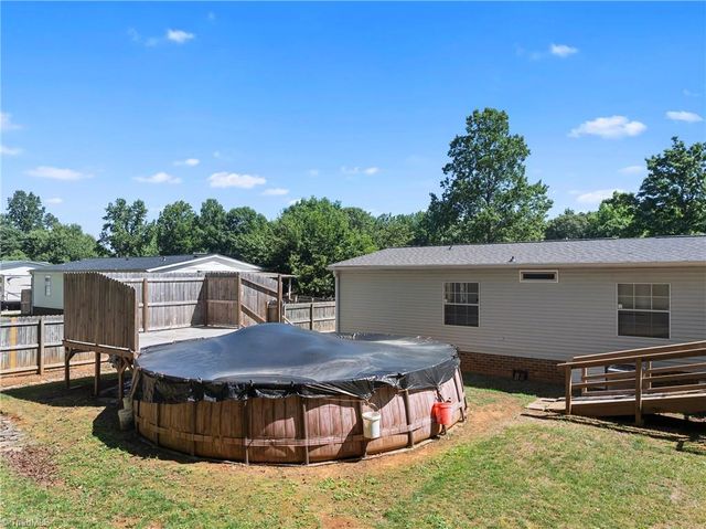 199 Sable Lane, Thomasville, NC 27360