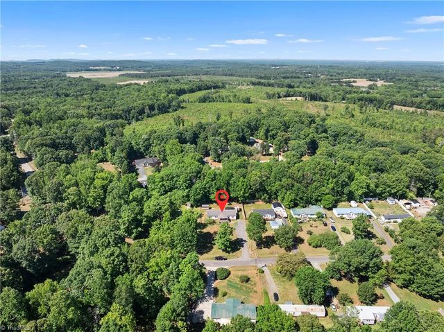 199 Sable Lane, Thomasville, NC 27360