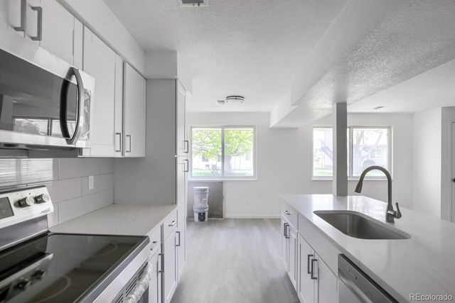 1142 S Eagle Circle C, Aurora, CO 80012