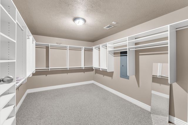 3901 E Villa Way, Springfield, MO 65809