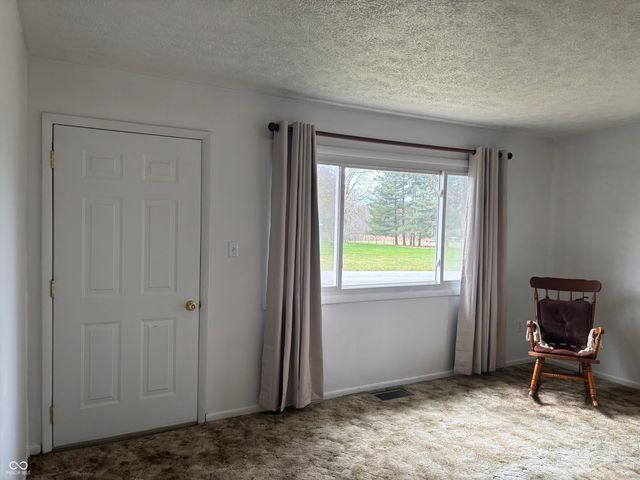 5403 S Vine Street, Columbus, IN 47201