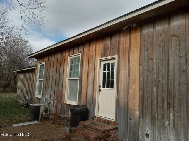 103 Park Avenue, Indianola, MS 38751