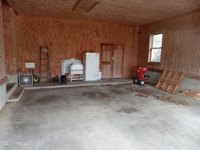 103 Park Avenue, Indianola, MS 38751