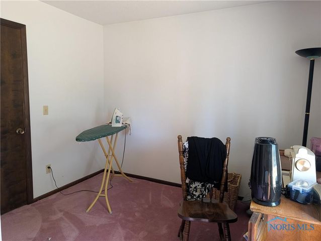 1338 N Park Lane, Wauseon, OH 43567