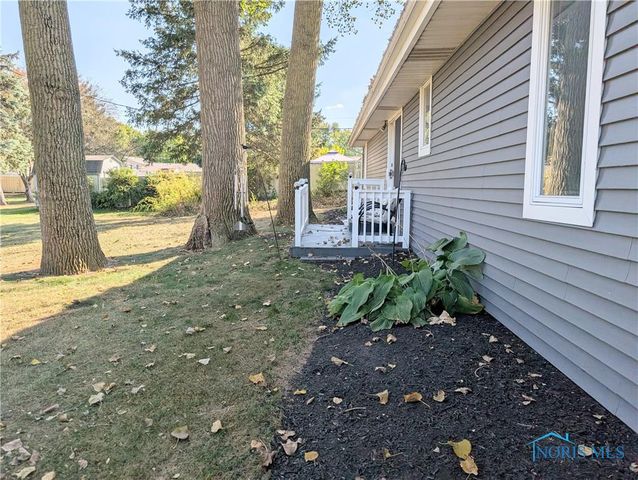 1338 N Park Lane, Wauseon, OH 43567