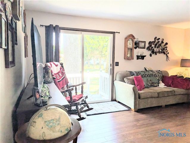 1338 N Park Lane, Wauseon, OH 43567