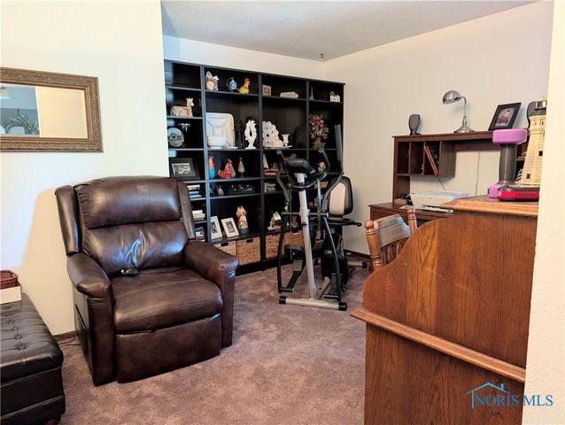 1338 N Park Lane, Wauseon, OH 43567