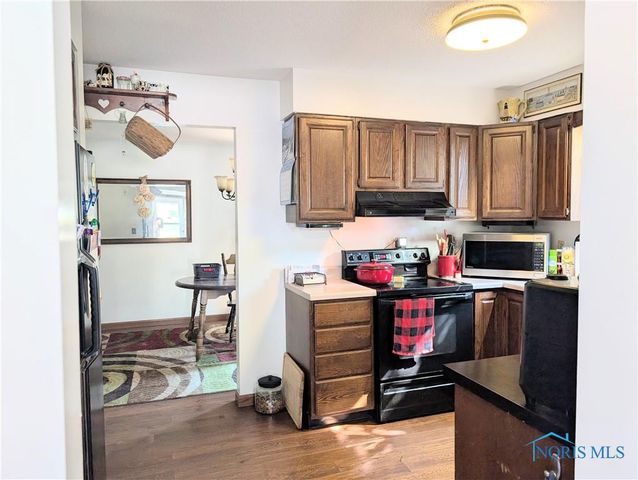 1338 N Park Lane, Wauseon, OH 43567