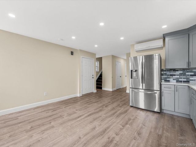 9519 116th Street, Richmond Hill S., NY 11419