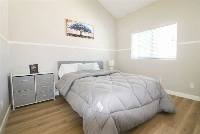 730 Breeze Hill 230, Vista, CA 92081