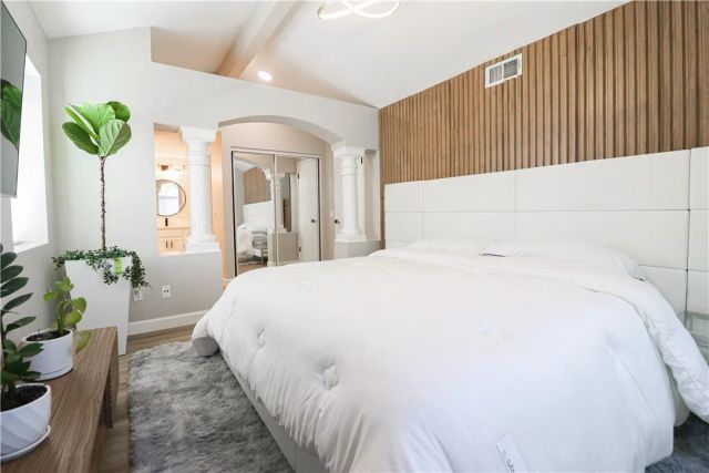 730 Breeze Hill 230, Vista, CA 92081