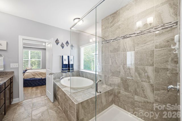 1574 Robinson Oaks Drive, Gastonia, NC 28054
