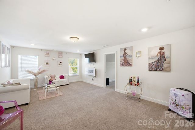 1574 Robinson Oaks Drive, Gastonia, NC 28054