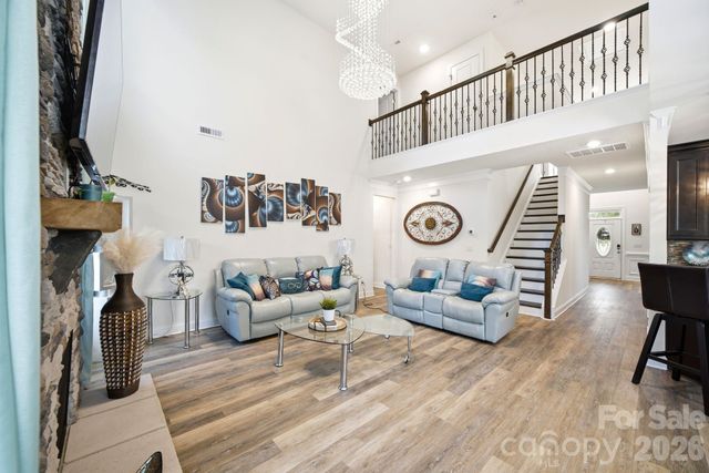 1574 Robinson Oaks Drive, Gastonia, NC 28054