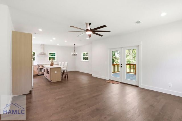 91 Sir Edward Teach Road, Midway, GA 31320
