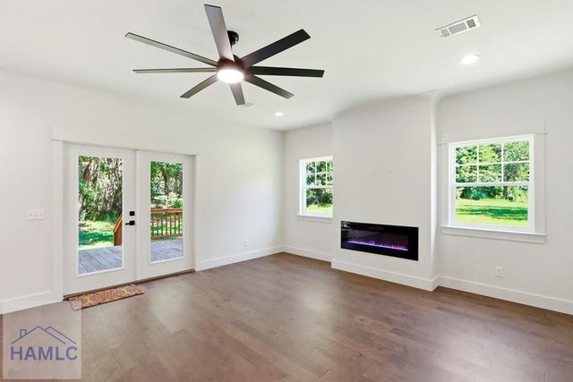 91 Sir Edward Teach Road, Midway, GA 31320