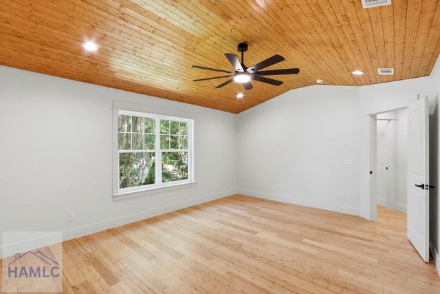 91 Sir Edward Teach Road, Midway, GA 31320
