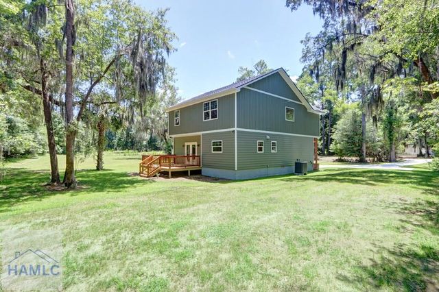 91 Sir Edward Teach Road, Midway, GA 31320
