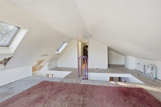 11 Valley View Cir NE, Iowa City, IA 52240