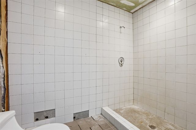 11 Valley View Cir NE, Iowa City, IA 52240