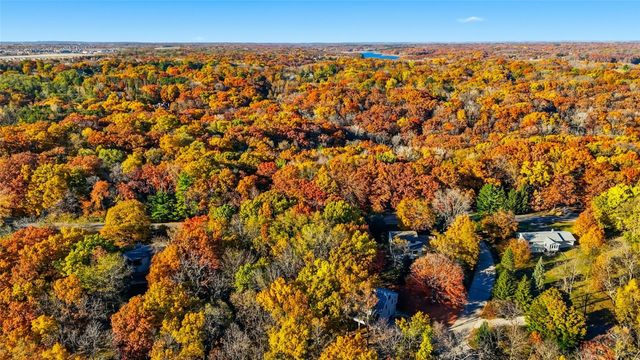 11 Valley View Cir NE, Iowa City, IA 52240