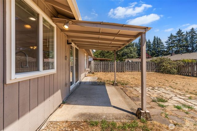9009 NE 22nd Circle, Vancouver, WA 98664
