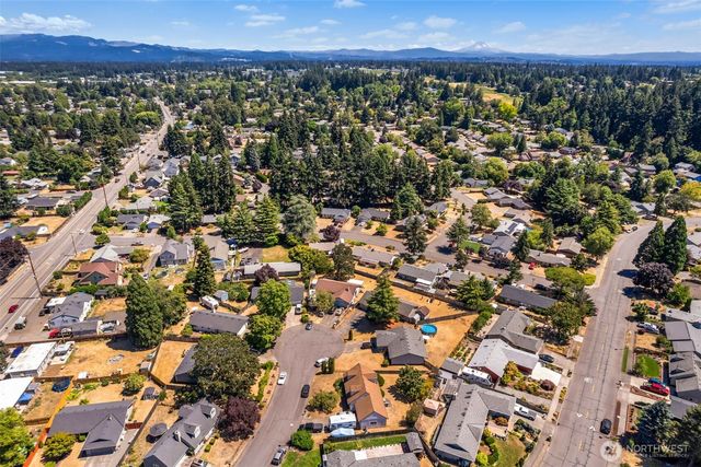 9009 NE 22nd Circle, Vancouver, WA 98664