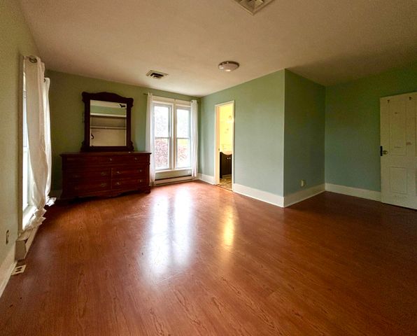 5410 Long Lake Road, Berrien Twp, MI 49103