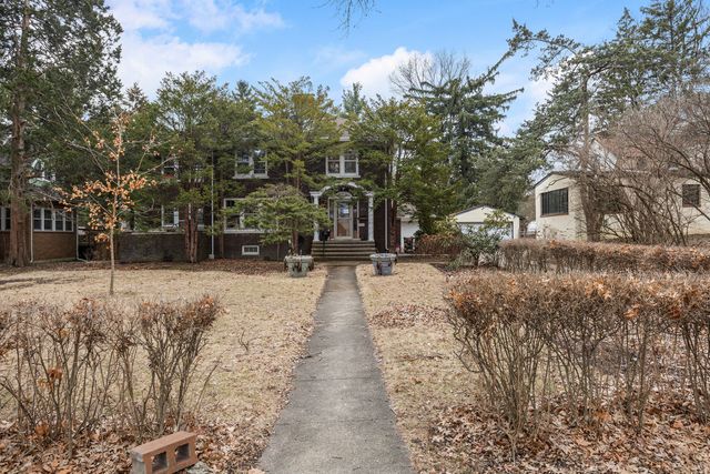 303 W Michigan Avenue, Urbana, IL 61801