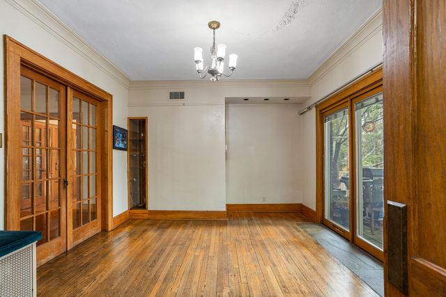 303 W Michigan Avenue, Urbana, IL 61801