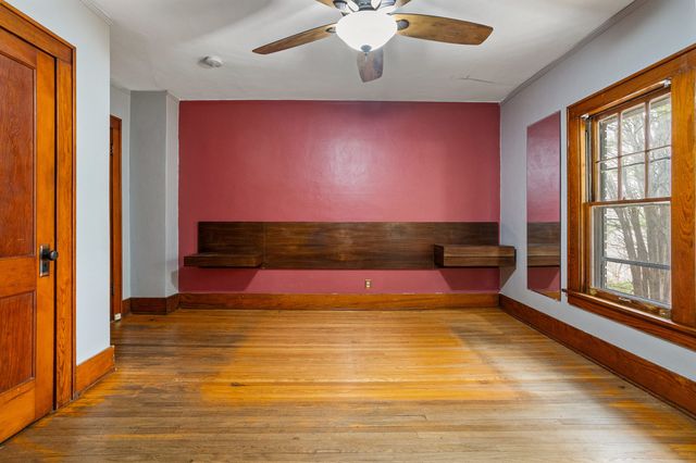 303 W Michigan Avenue, Urbana, IL 61801